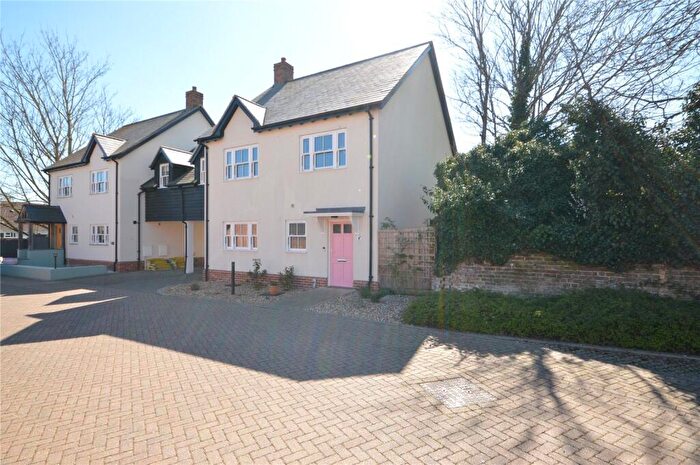 4 Bedroom Link Detached House For Sale In Grangewood Avenue, Kelvedon, Colchester, Essex, CO5