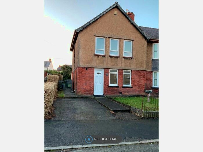 3 Bedroom Semi-Detached House To Rent In Lon Ogwen, Bangor, LL57