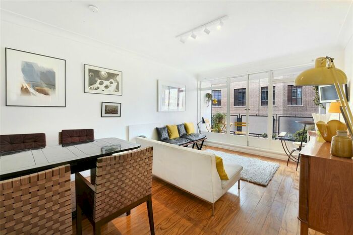 1 Bedroom Flat To Rent In Buckingham Gate, Westminster, London SW1E