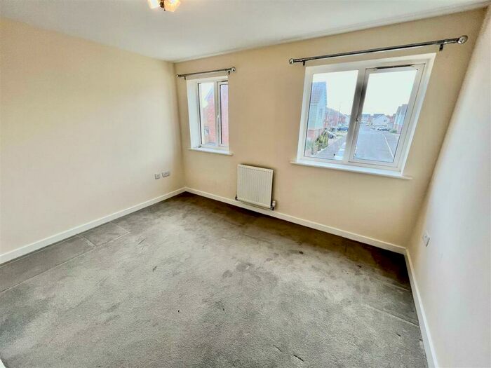 3 Bedroom Town House For Sale In Leonides Avenue, Haywood Village - No Chain!, BS24