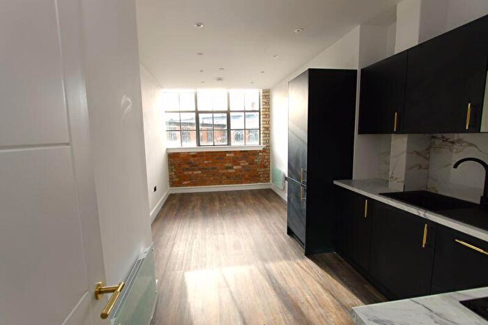 1 Bedroom Apartment To Rent In St Michaels Road, Northampton, NN1