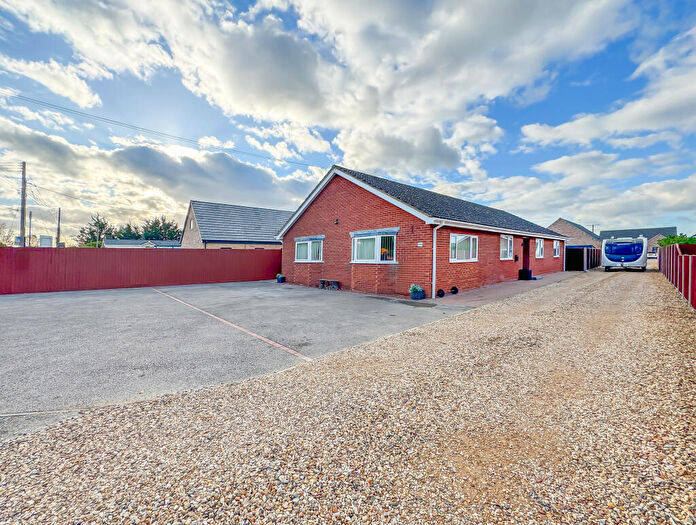 3 Bedroom Detached Bungalow For Sale In Turnpike Road, Red Lodge, Bury St. Edmunds, Suffolk, IP28