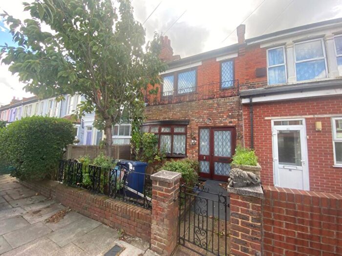 3 Bedroom Terraced House For Sale In Manor Park Road, East Finchley, London, N2
