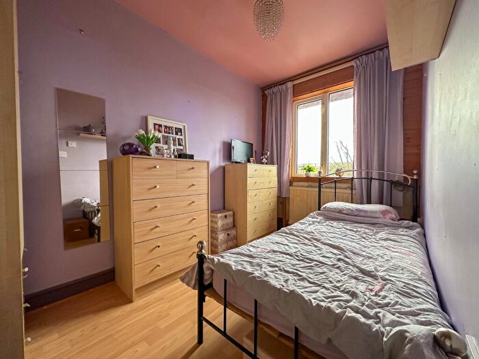 3 Bedroom Terraced House For Sale In Wakedean Gardens, Yatton, North Somerset, BS49