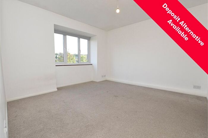 1 Bedroom Apartment To Rent In Station Road, Redhill, Surrey, RH1