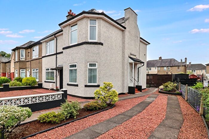 2 Bedroom Flat For Sale In Third Avenue, Renfrew, Renfrewshire, PA4