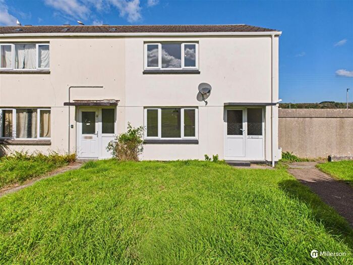 2 Bedroom End Terrace House For Sale In Treveglos, Hayle, TR27