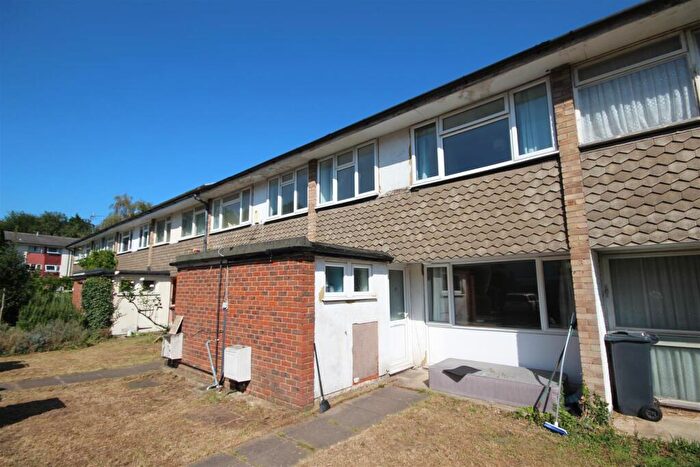 4 Bedroom House To Rent In Guildford Park Avenue, Guildford, GU2