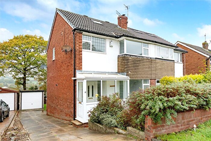3 Bedroom Semi Detached House For Sale In Moseley Wood Walk, Cookridge, Leeds, LS16