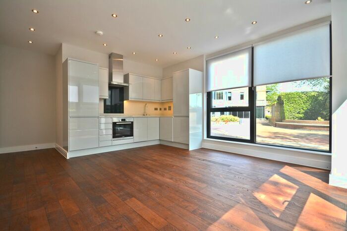 1 Bedroom Flat To Rent In London Road, Bracknell, RG12