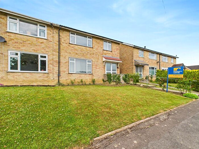 3 Bedroom Semi Detached House For Sale In Mathews Way, Stroud, Gloucestershire, GL5