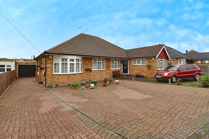 2 Bedroom Semi-Detached Bungalow For Sale In Westbourne Drive, Brentwood, CM14