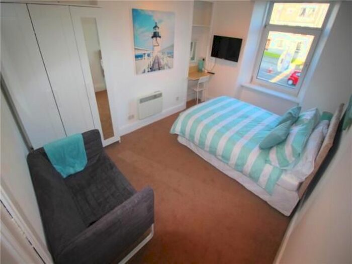 Studio To Rent In Powis Place, Aberdeen, AB25