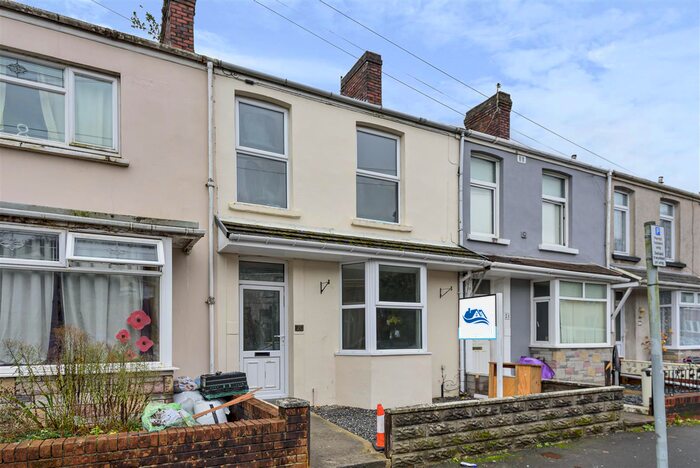 3 Bedroom Terraced House To Rent In Strawberry Place, Swansea, SA6