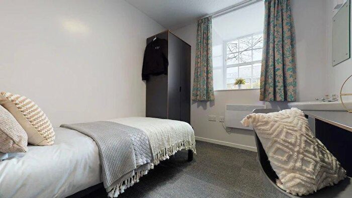 3 Bedroom House To Rent In Leazes Parade, Newcastle Upon Tyne, NE2