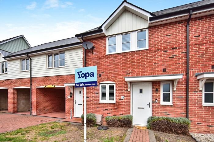 2 Bedroom End Terrace House For Sale In Hengist Drive, Aylesford, ME20