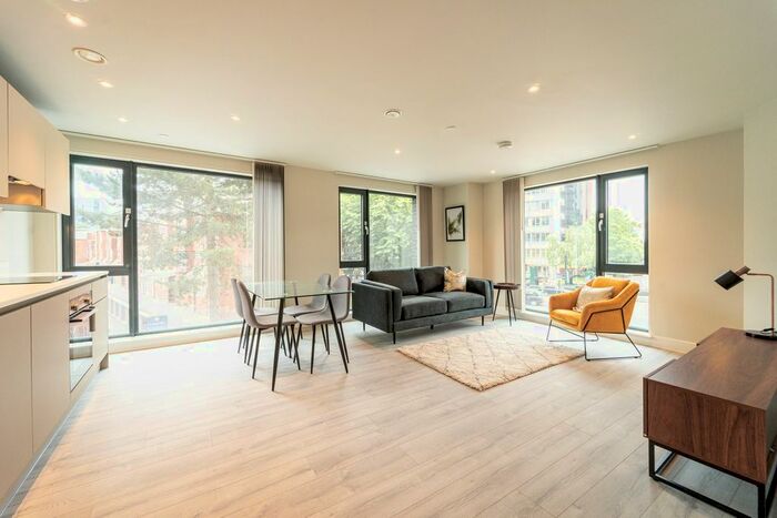 2 Bedroom Flat To Rent In Broad Street, Birmingham, B15