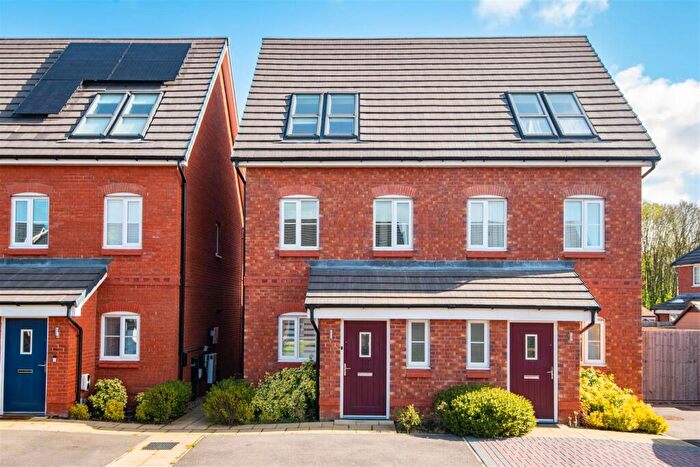 3 Bedroom Semi Detached House For Sale In Loom Crescent, Bamber Bridge, Preston, PR5