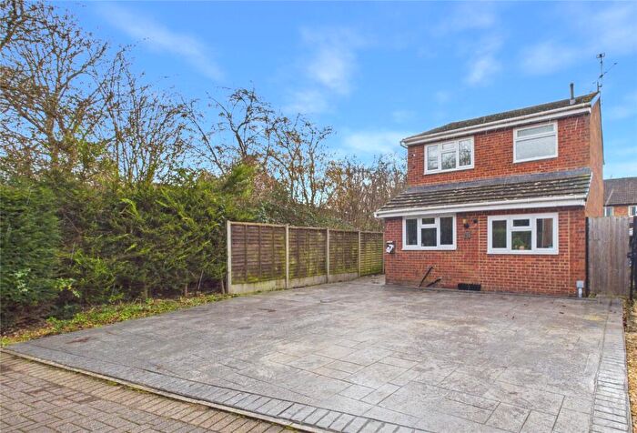 3 Bedroom Detached House For Sale In Constable Road, Upper Stratton, Wiltshire, SN2