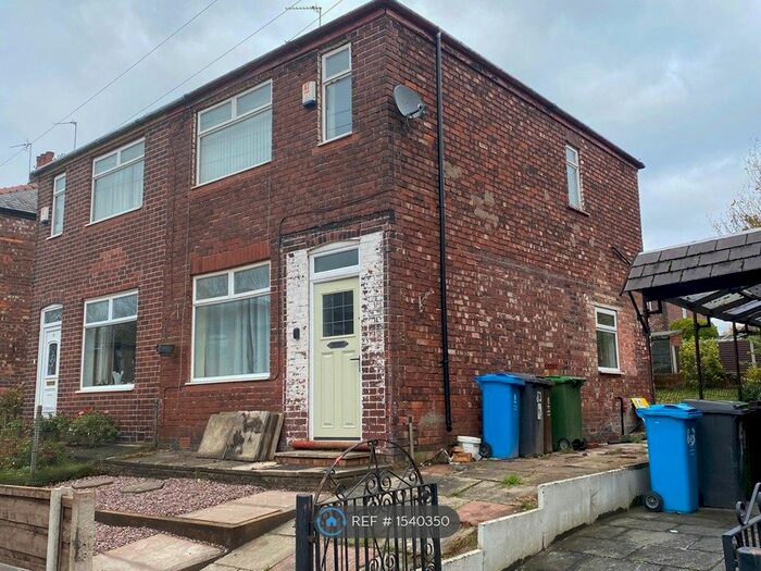 2 Bedroom Semi-Detached House To Rent In Miriam Street, Failsworth, Manchester, M35