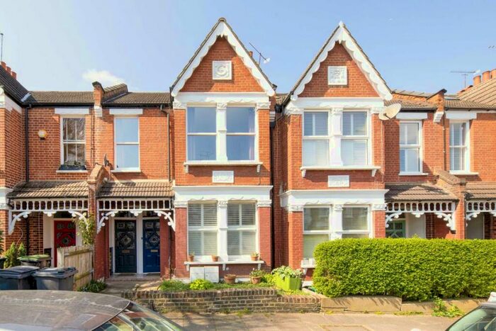 2 Bedroom Flat To Rent In Princes Avenue, London, N22