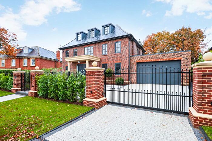5 Bedroom Detached House To Rent In Weybridge Park, Weybridge, Surrey, KT13