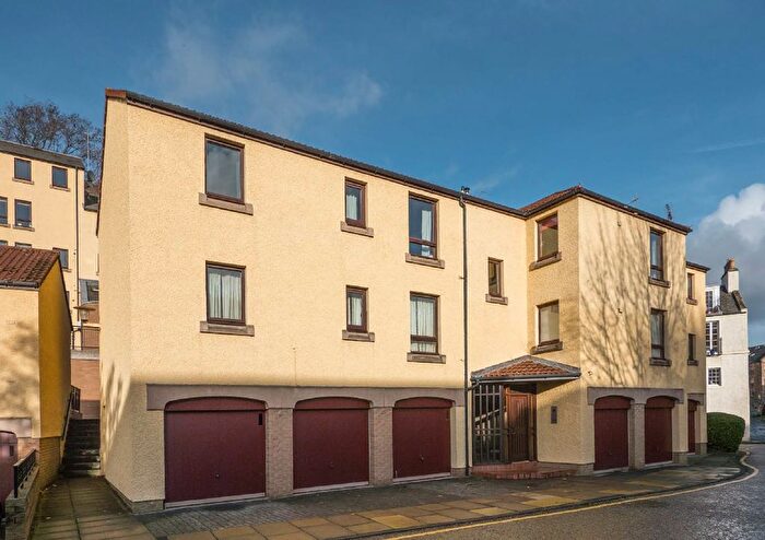 2 Bedroom Flat To Rent In Damside, Edinburgh, EH4