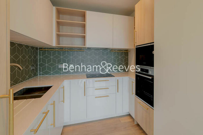 2 Bedroom Apartment To Rent In Azure House, Clarendon, N8