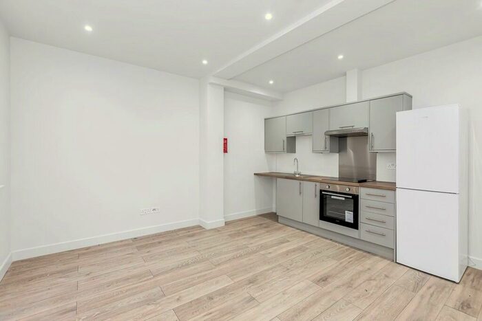 1 Bedroom Apartment To Rent In Barking Road, London, E13