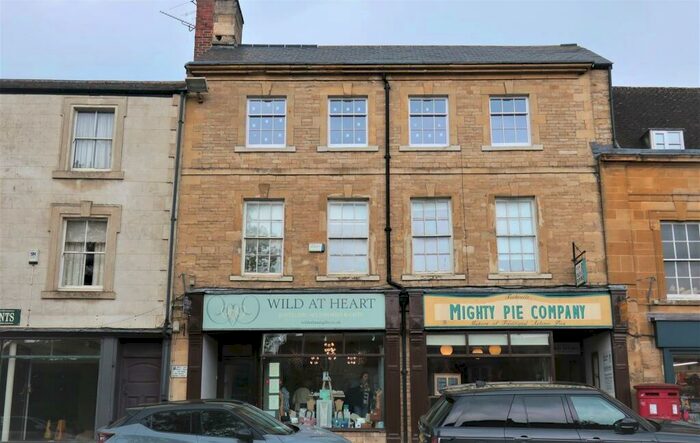 1 Bedroom Flat To Rent In Chipping Norton, OX7