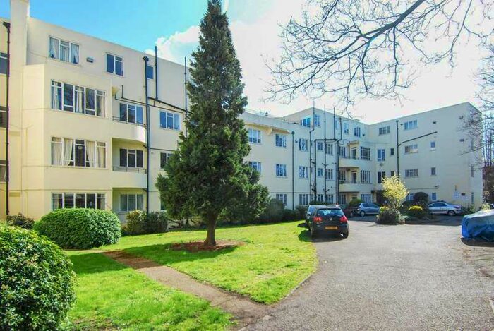 2 Bedroom Flat To Rent In Nightingale Lane, Wandsworth, SW12