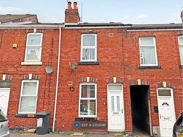2 Bedroom Terraced House To Rent In Southwell Road, Sheffield, S4