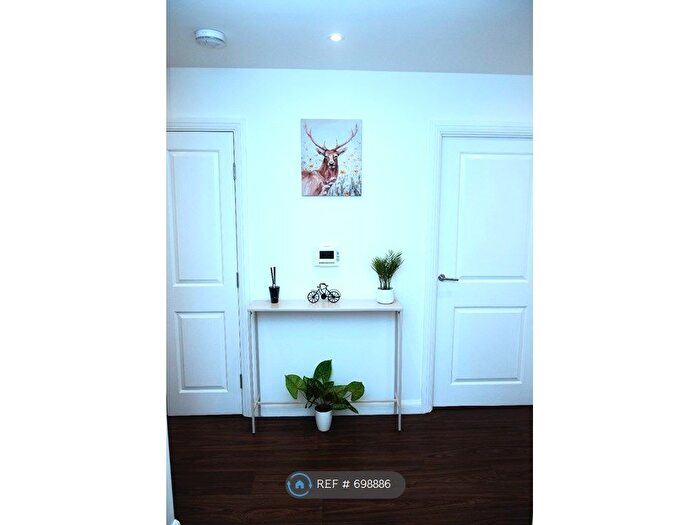 2 Bedroom Flat To Rent In Brewers Square, Dartford, DA1
