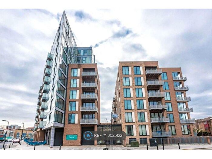 1 Bedroom Flat To Rent In Lee Street, London, E8