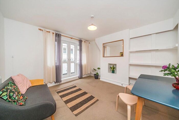1 Bedroom Flat For Sale In Gaskin Street, Islington, N1
