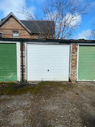 Garage / Parking To Rent In Annerley Road, Bournemouth, Dorset, BH1