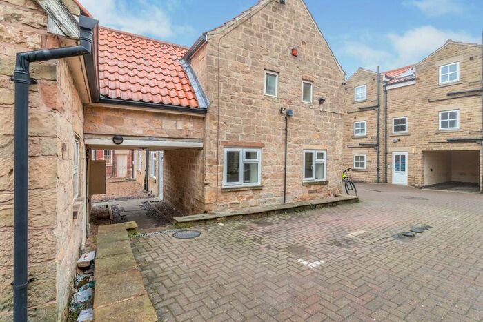 1 Bedroom Apartment To Rent In Gardiners Court, Mansfield Woodhouse, NG19