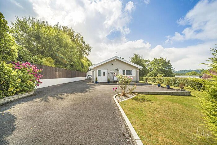 4 Bedroom Detached Bungalow For Sale In Brithwen Road, Waunarlwydd, Swansea, SA5
