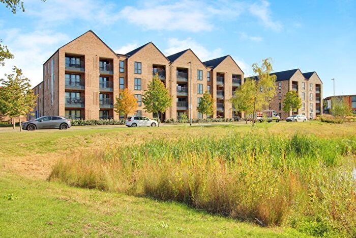 1 Bedroom Flat For Sale In Field Maple Close, St Neots, PE19