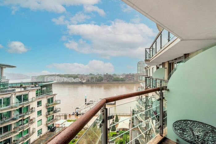 2 Bedroom Flat For Sale In St George Wharf, Vauxhall, London, SW8