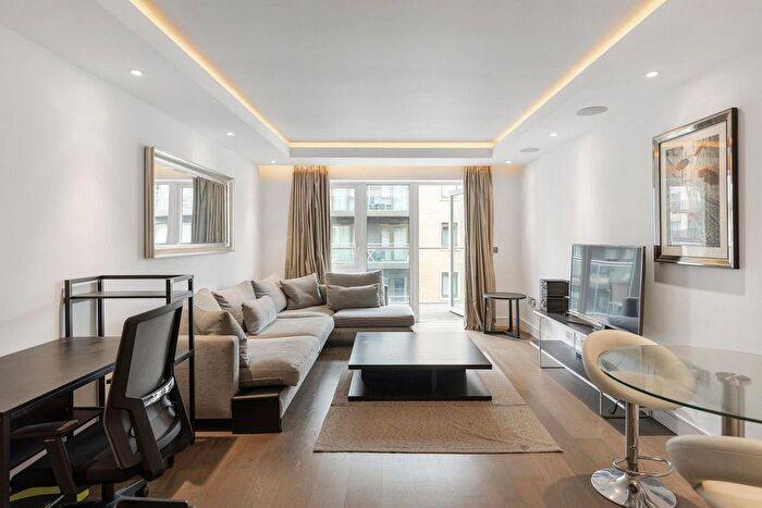 2 Bedroom Flat For Sale In Parr's Way, London, W6