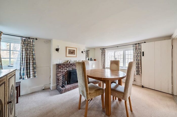 2 Bedroom Detached House To Rent In Skinners Lane, Chiddingfold, Godalming, GU8