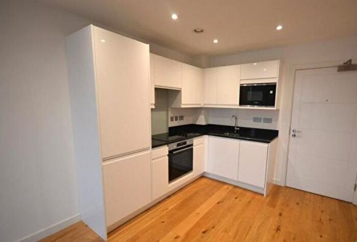 1 Bedroom Property To Rent In Warren Road, Cheadle, SK8