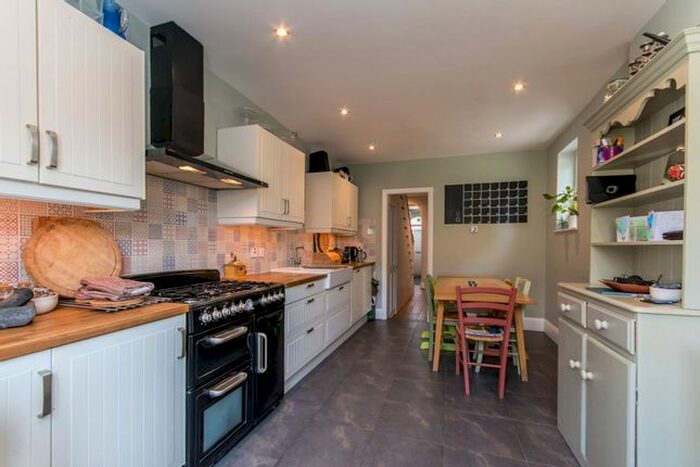 4 Bedroom Terraced House To Rent In Northcote Road, Harlesden, London, NW10