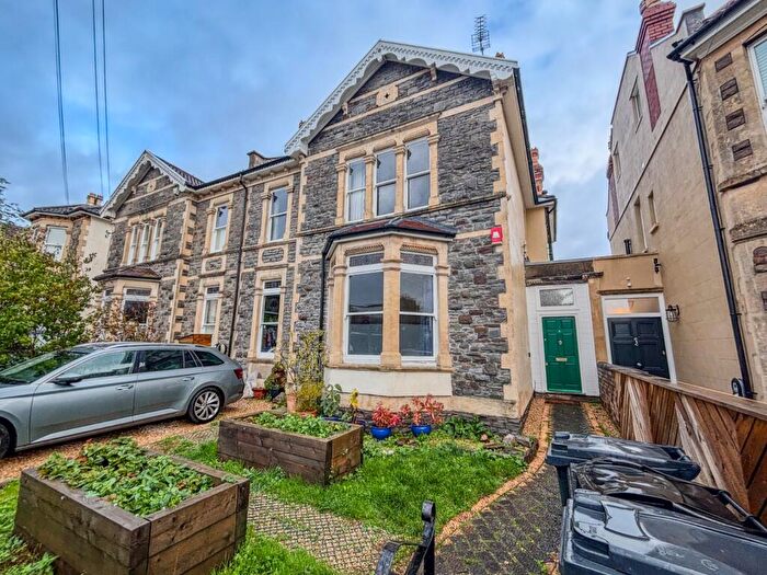 1 Bedroom Apartment To Rent In Hazelton Road, Bristol, Somerset, BS7