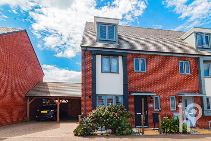 4 Bedroom Semi Detached House For Sale In Wheatstone Avenue, Halfway, ME12