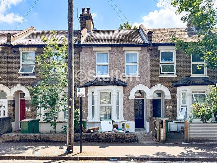 4 Bedroom Terraced House To Rent In Corporation Street, London, E15