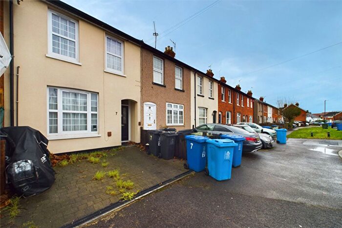 1 Bedroom Maisonette To Rent In Blackamoor Lane, Maidenhead, Berkshire, SL6