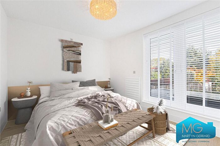 5 Bedroom Terraced House To Rent In Netherlands Road, New Barnet, Hertfordshire, EN5