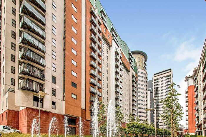 1 Bedroom Apartment To Rent In Fernie Street, Manchester, Greater Manchester, M4